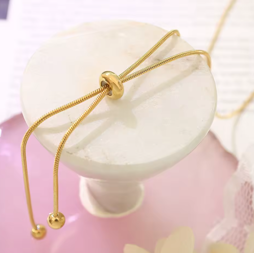 Infinite Flow Chain Necklace