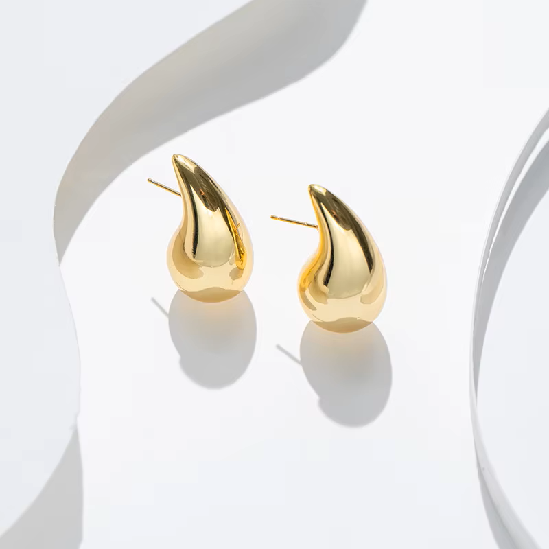 Golden Tear of Elegance Studs